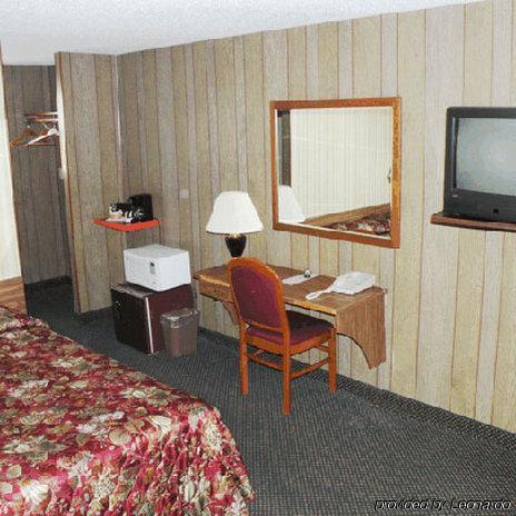 Motel Nicholas Оумак Екстериор снимка
